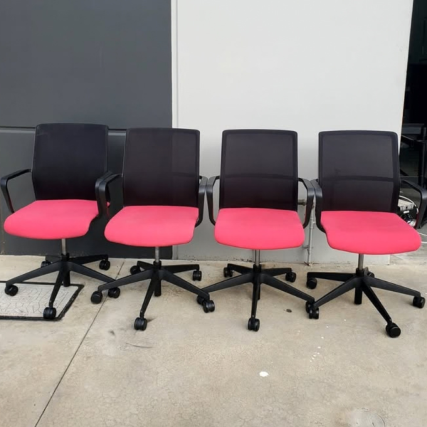 Comfortable Office, Desk & Study Chairs