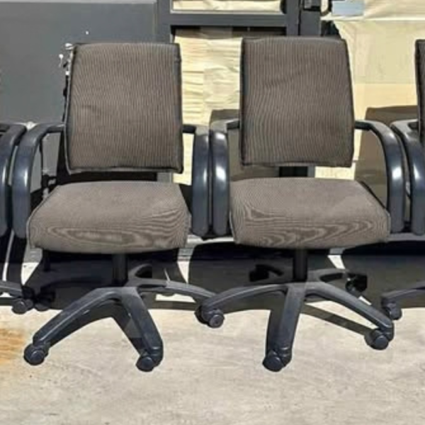 Office Chairs / Desk Chairs / Study Chairs – Fabric with Armrests