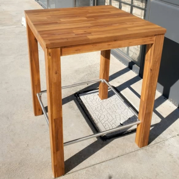 Hardwood Bar Tables / High Café Tables / Restaurant Tables – Indoor & Outdoor